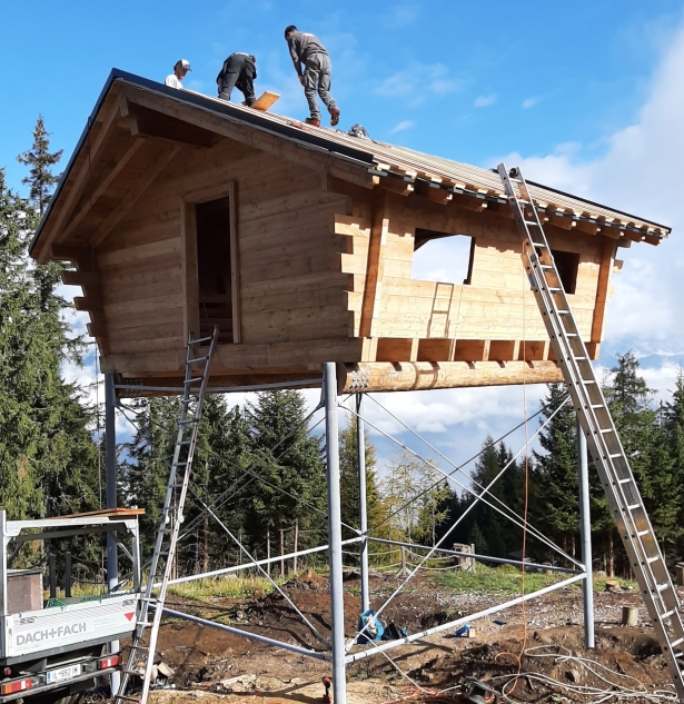 Hochsitz Dach und Fach
